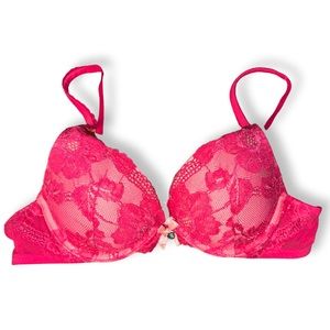 Victoria’s Secret Body by Victoria Lace Pushup Bra 36A